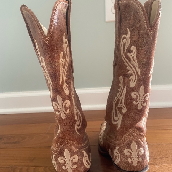 Women's Corral Distressed Brown with Embroidery Boots R1974 Size 5.5 - Picture 7 of 15
